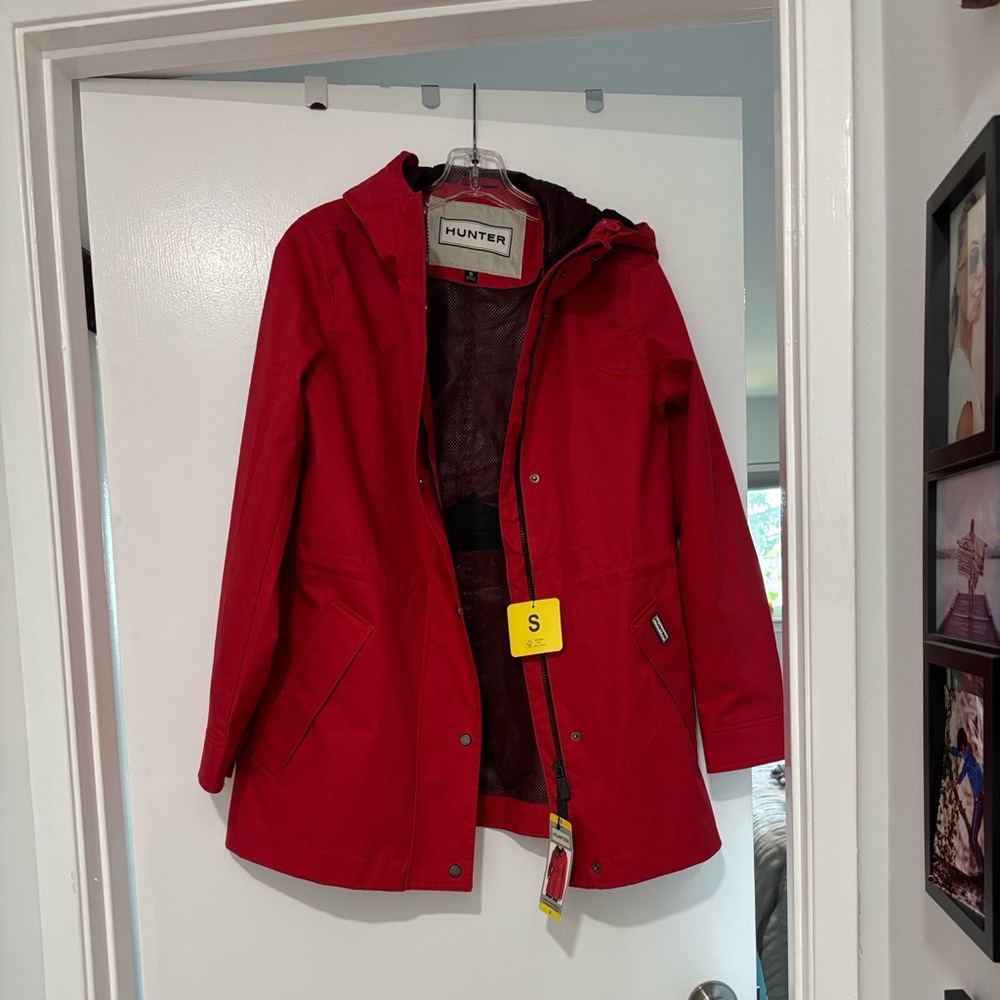 Hunter Women's Classic Red Raincoat
